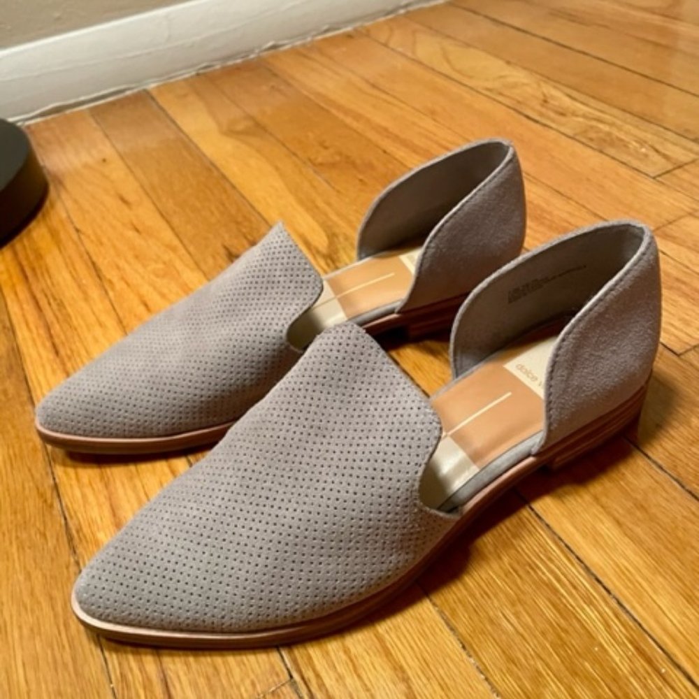 Women's Dolce Vita Kelsa Flat Gray Suede Block Heel On Flat 7.5 - M Width